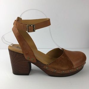 Korks Leather & Suede Tan Clogs Size 8M